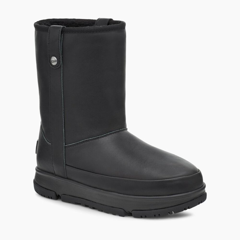 UGG Women's Classic Weather Short Boot